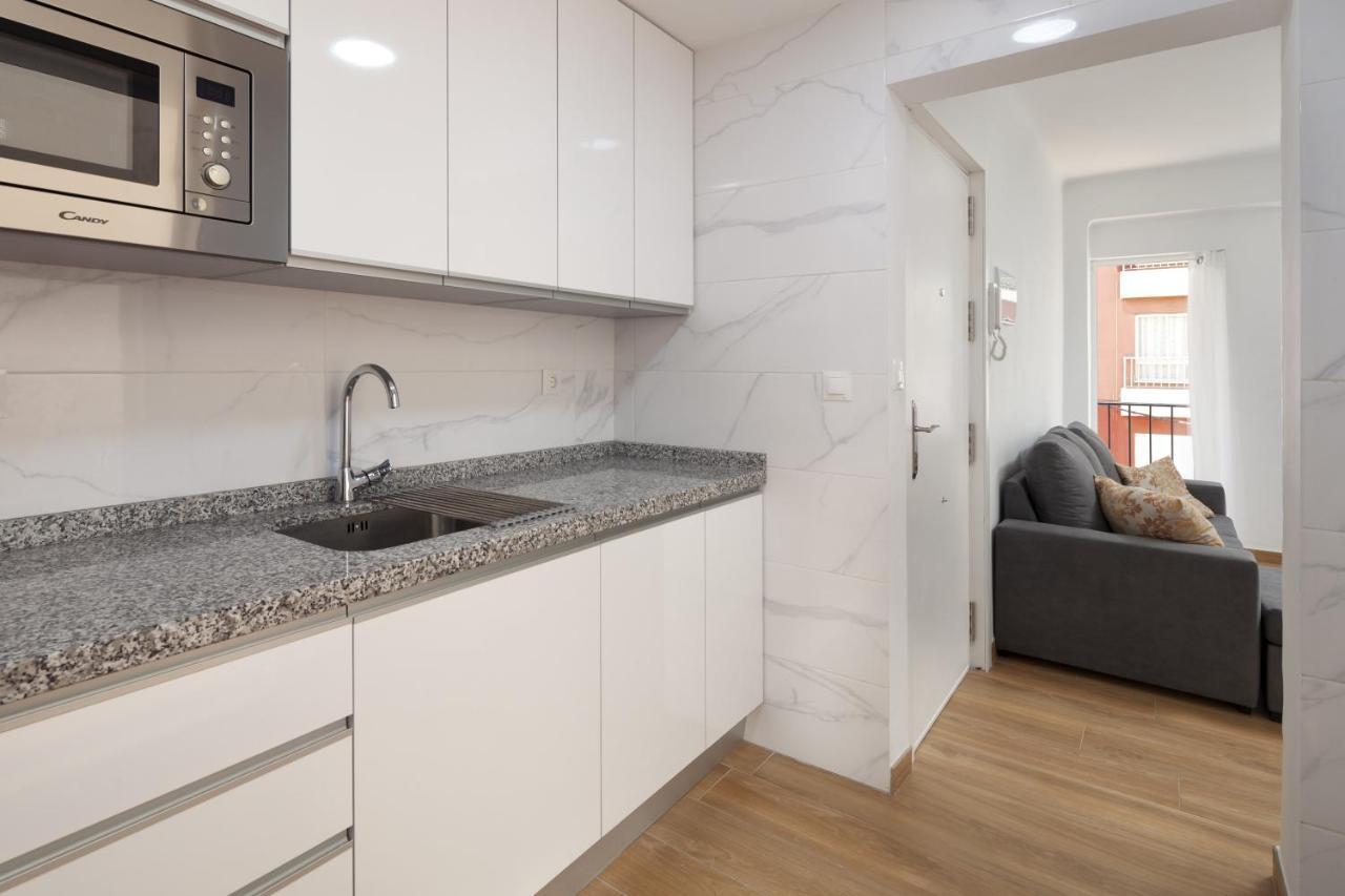 Apartamento Nuria Torre Del Mar Exterior foto